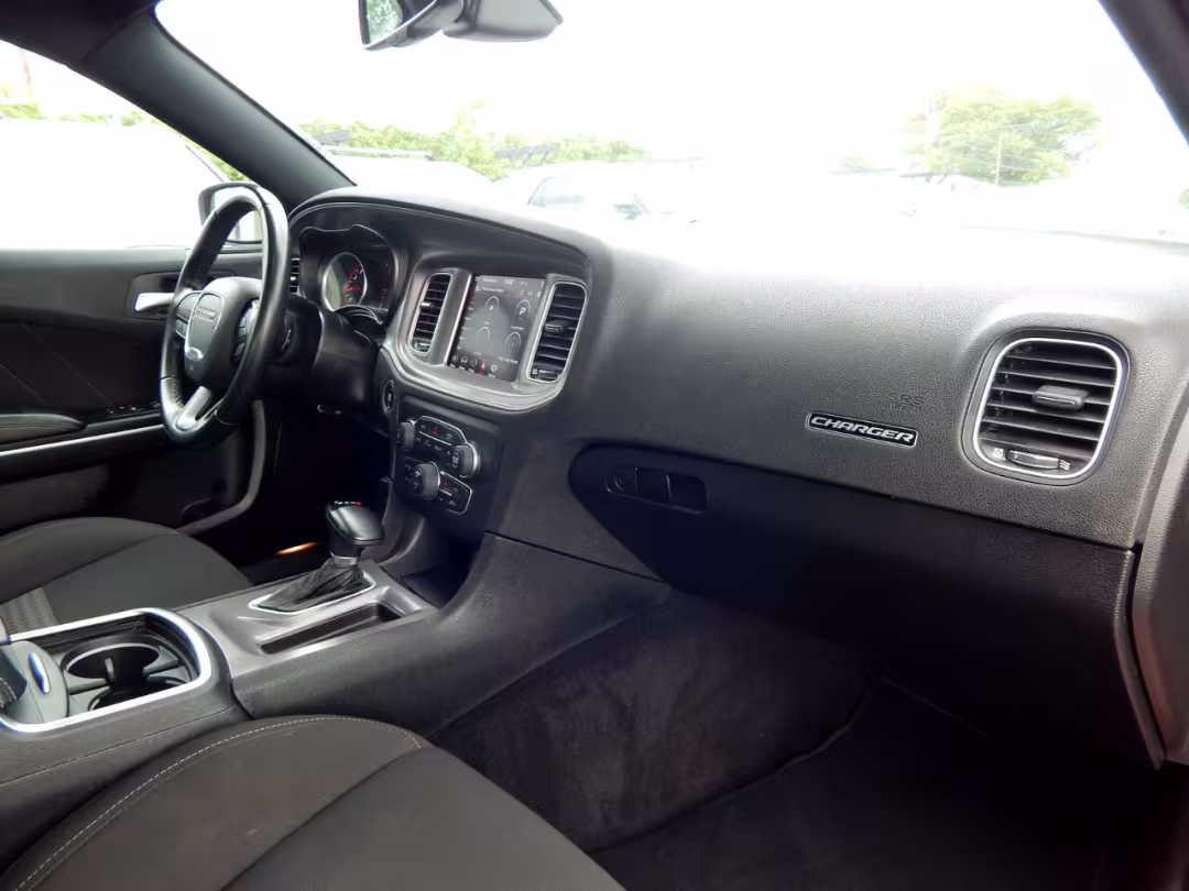 2023 Dodge Charger - 2C3CDXHG2PH546949 - Image #36
