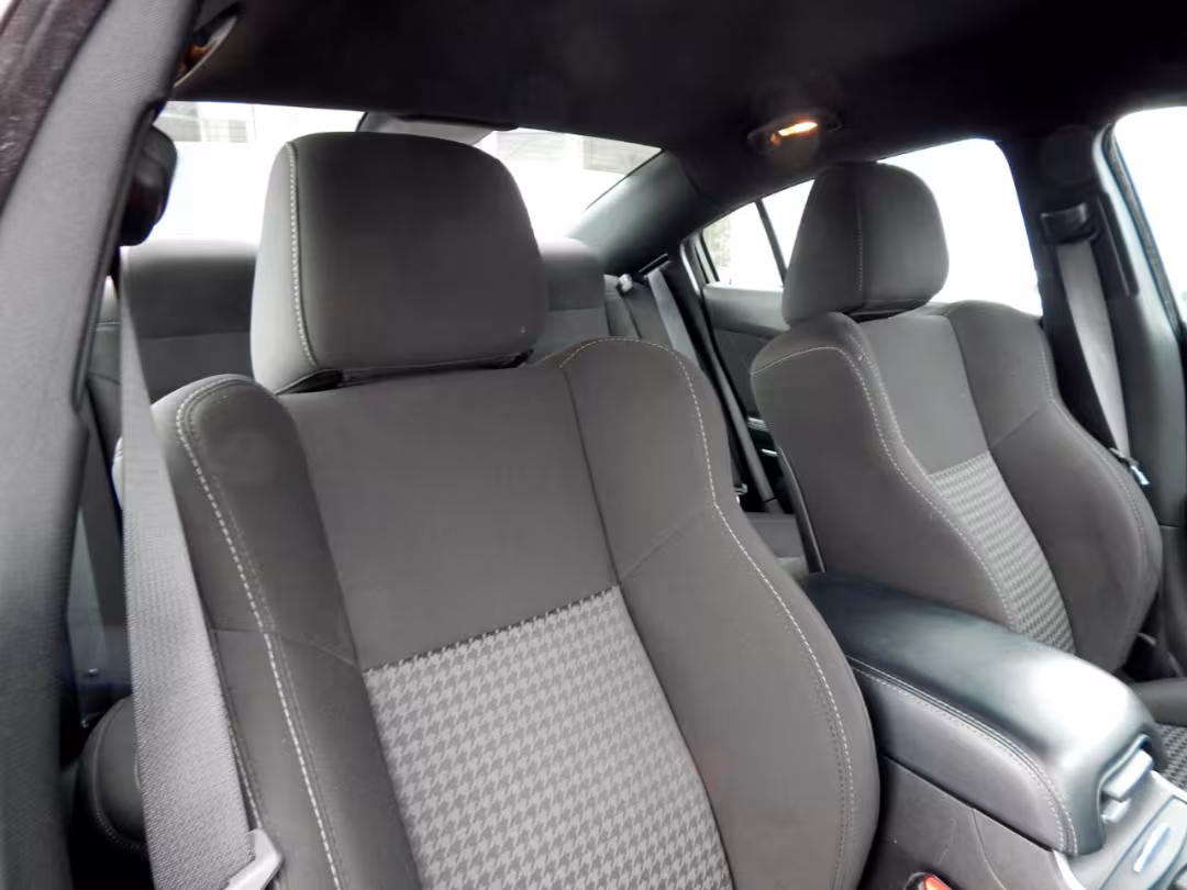 2023 Dodge Charger - 2C3CDXHG2PH546949 - Image #38