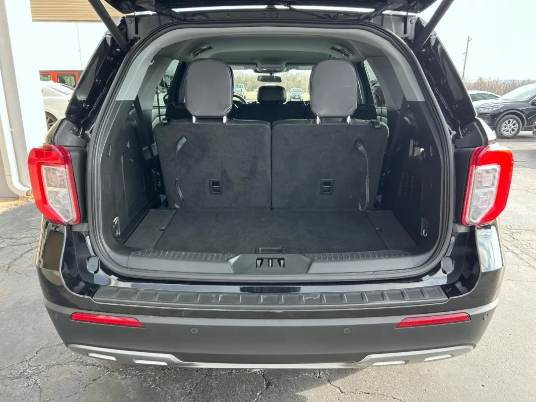 2023 Ford Explorer - 1FMSK8DH6PGA58693 - Image #4