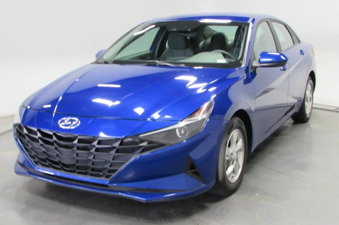 2023 Hyundai Elantra - KMHLL4AG1PU600144 - Image #3