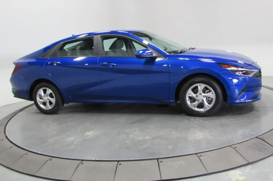 2023 Hyundai Elantra - KMHLL4AG1PU600144 - Image #4