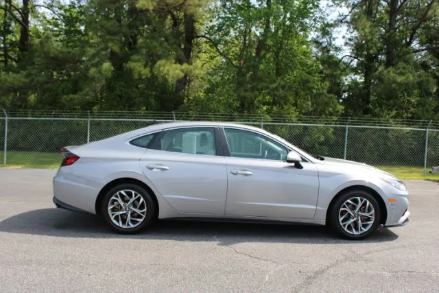 2023 Hyundai Sonata - KMHL64JA6PA279237 - Image #5