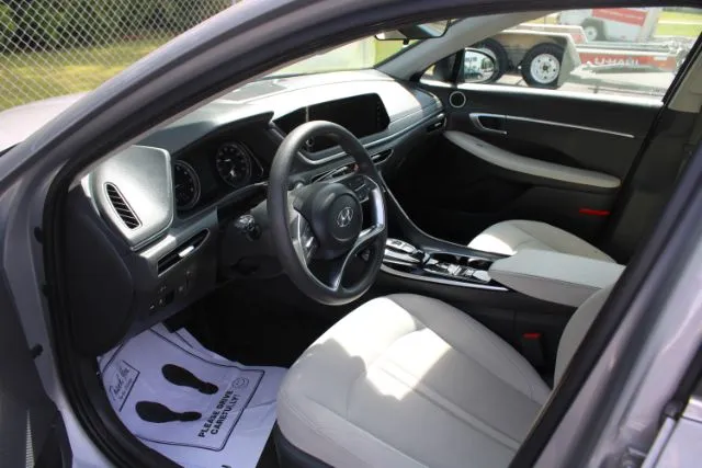2023 Hyundai Sonata - KMHL64JA6PA279237 - Image #8