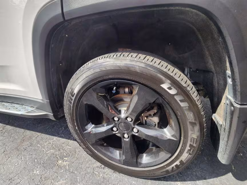 2023 Jeep Grand Cherokee - 1C4RJHAG7PC629066 - Image #24
