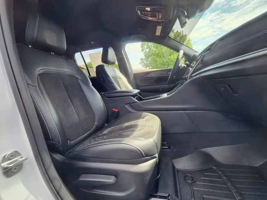 2023 Jeep Grand Cherokee - 1C4RJHAG7PC629066 - Image #9