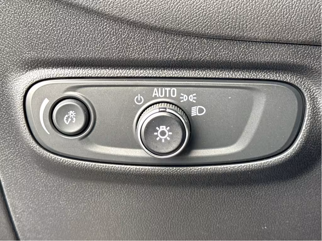2024 Chevrolet Equinox - 3GNAXWEG2RL267902 - Image #20