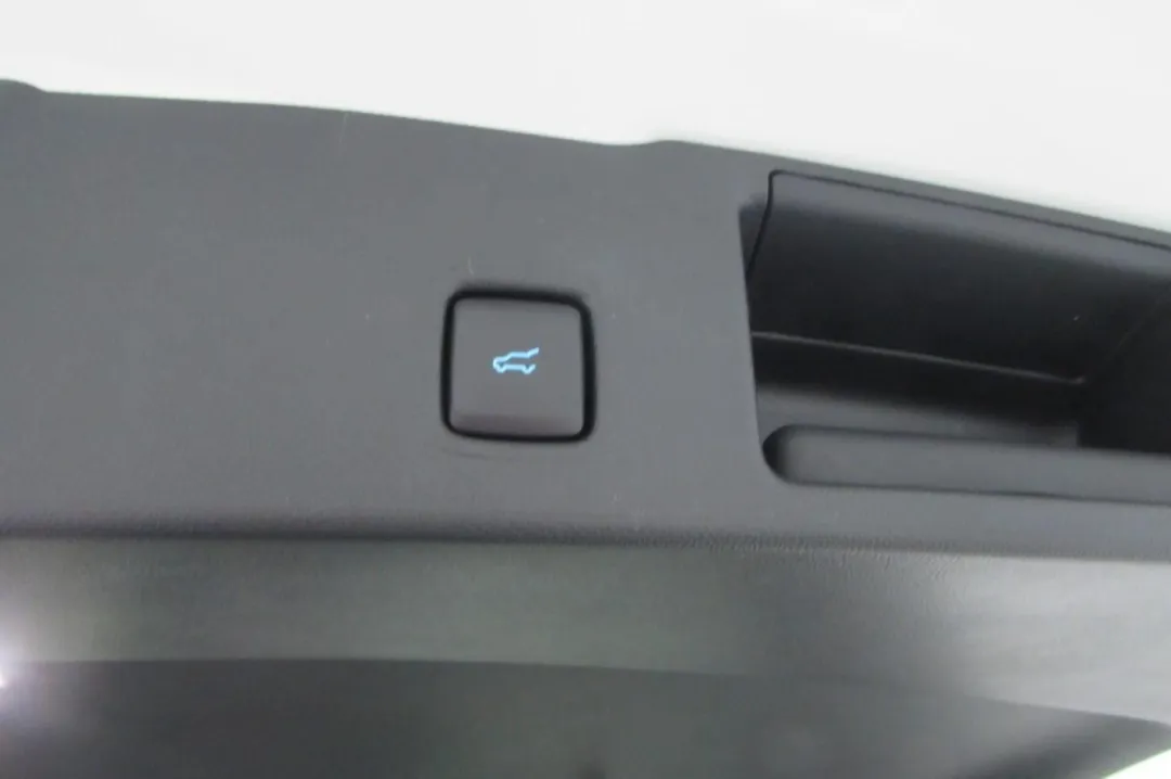2024 Ford Escape Hybrid - 1FMCU9NZ6RUB10484 - Image #8