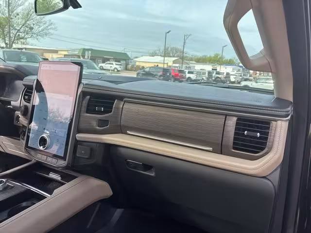 2024 Ford Expedition - 1FMJU1K83REB04320 - Image #14
