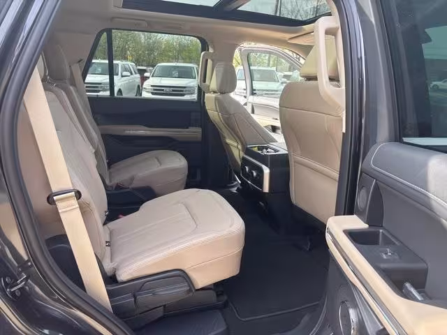 2024 Ford Expedition - 1FMJU1K83REB04320 - Image #15