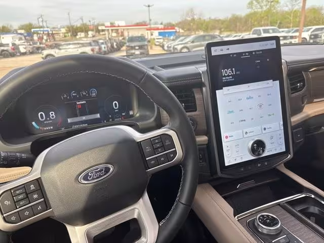 2024 Ford Expedition - 1FMJU1K83REB04320 - Image #17