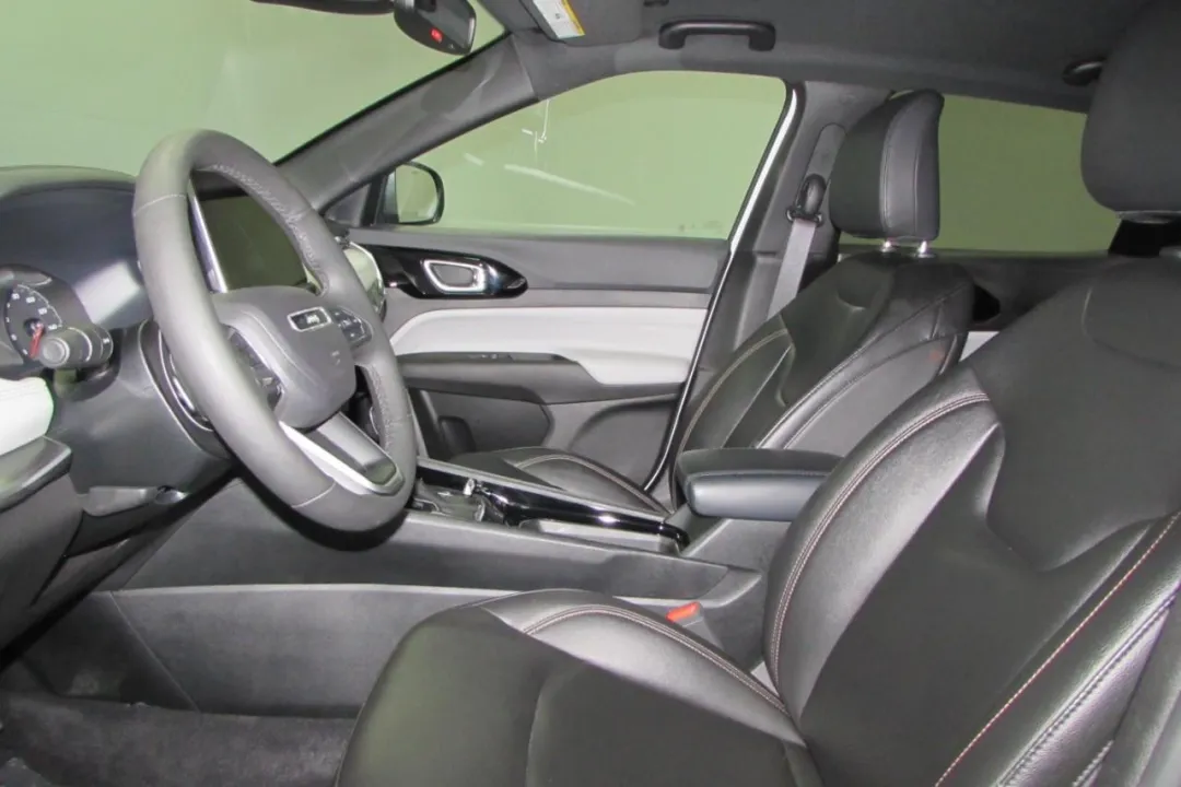 2024 Jeep Compass - 3C4NJDCN7RT173001 - Image #11