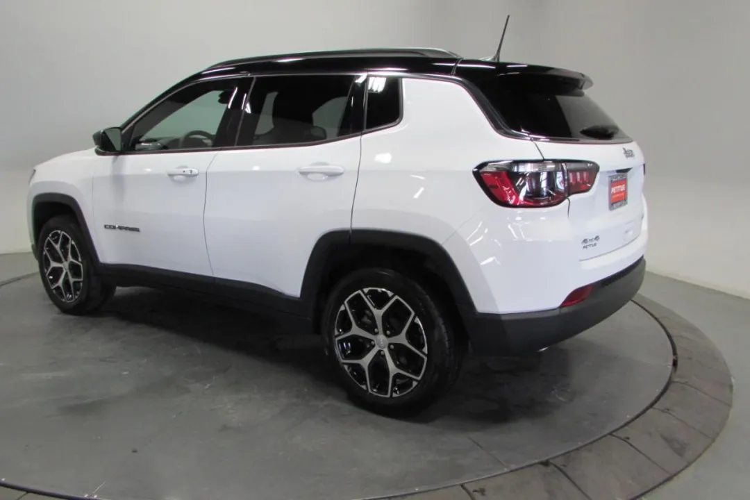 2024 Jeep Compass - 3C4NJDCN7RT173001 - Image #4