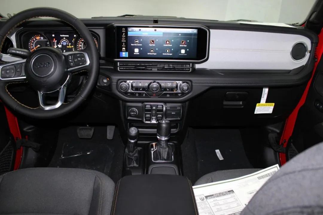 2024 Jeep Wrangler - 1C4PJXEG3RW273521 - Image #10