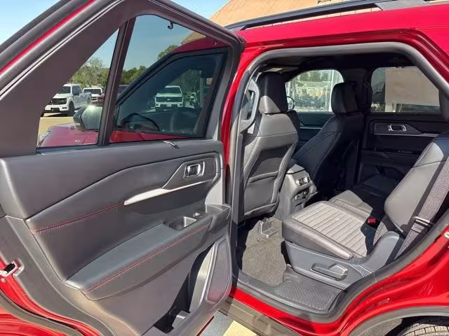 2025 Ford Explorer - 1FMUK7KHXSGA41958 - Image #14