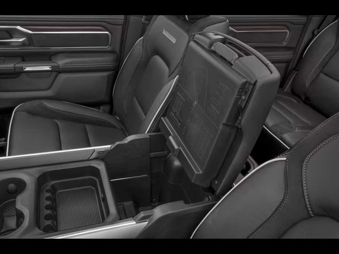 2025 Ram 1500 - 1C6SRFJP7SN680473 - Image #10
