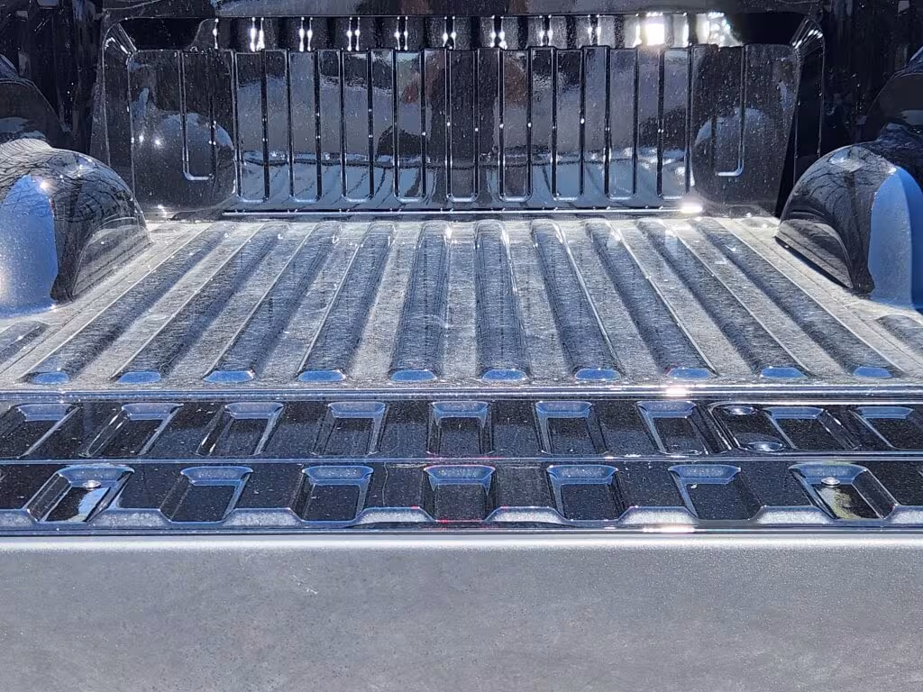 2025 Ram 1500 - 1C6SRFLP1SN704957 - Image #11