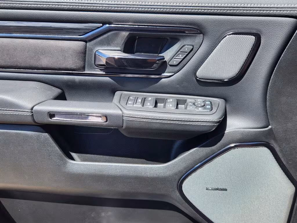 2025 Ram 1500 - 1C6SRFLP1SN704957 - Image #6