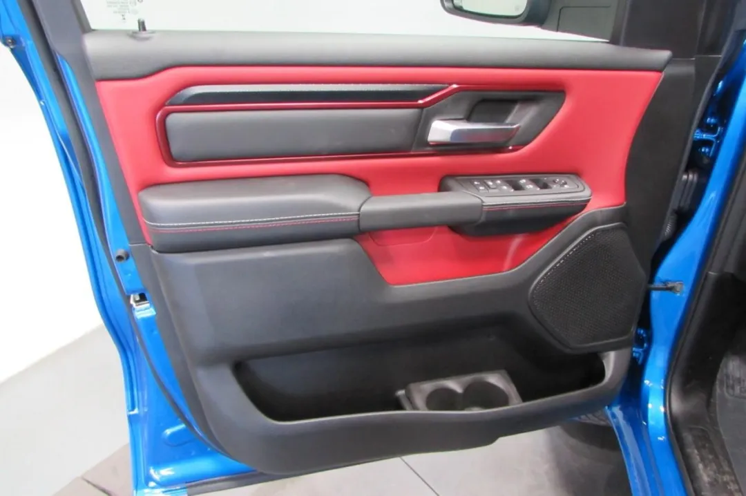 2025 Ram 1500 - 1C6SRFLP3SN636189 - Image #13