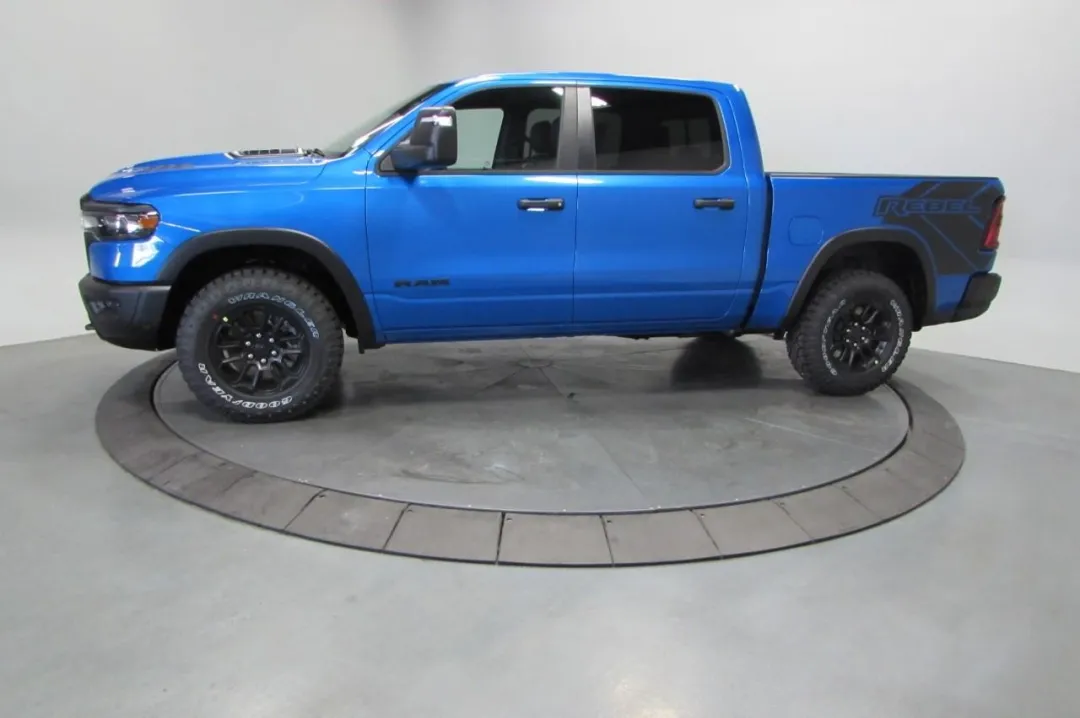 2025 Ram 1500 - 1C6SRFLP3SN636189 - Image #4