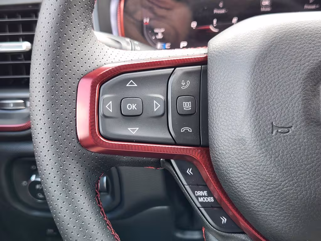 2025 Ram 1500 - 1C6SRFLP5SN738318 - Image #15