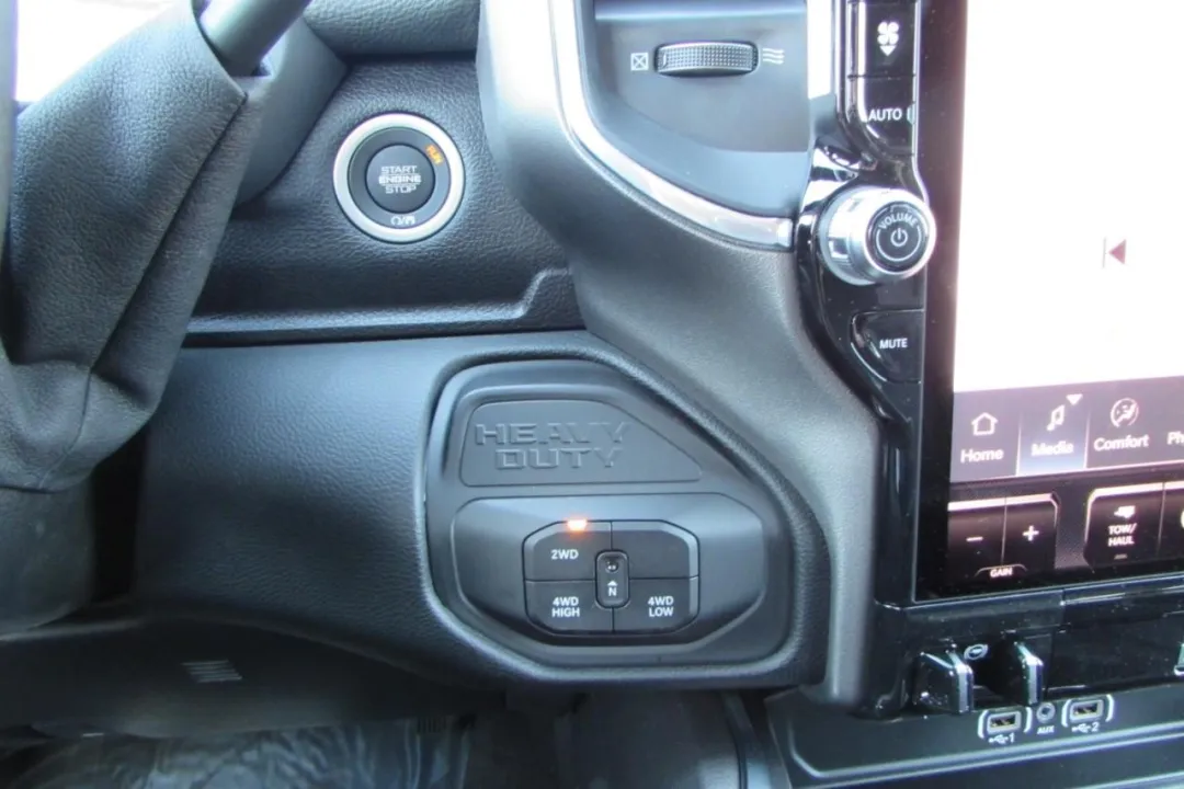 2025 Ram 2500 - 3C63R5NL5SG525189 - Image #9
