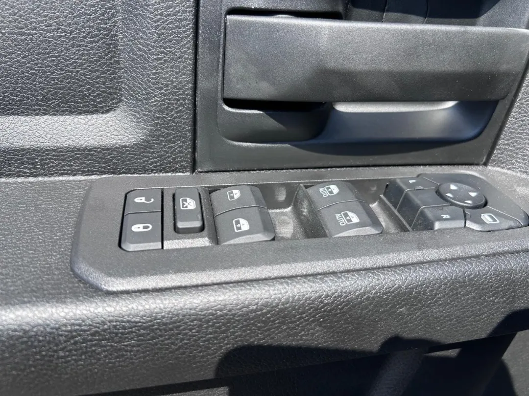 2025 Ram 2500 - 3C6UR5CL4SG521450 - Image #18